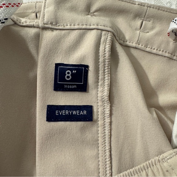 Chubbies Khakinator Everywear Performance 8" Inseam Shorts Men’s Size Medium - Picture 8 of 10